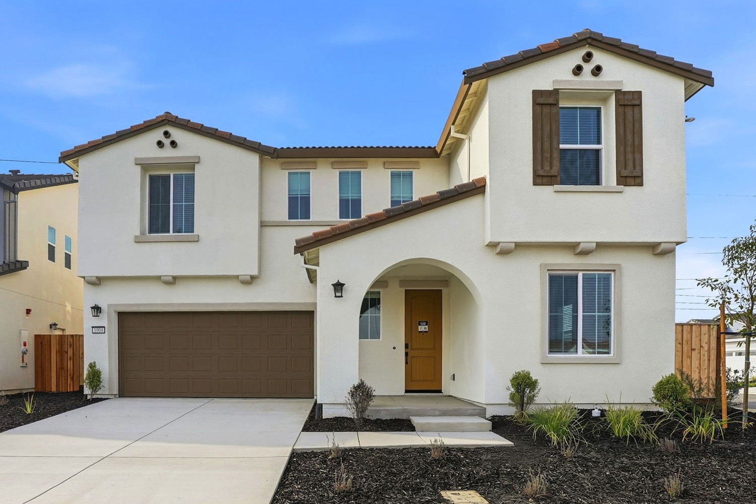 0014 1004 Bluebell Circle