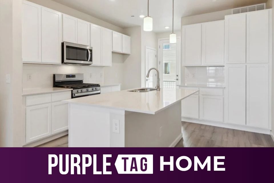 0048 455 Interlocken Blvd., 102