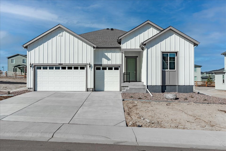 0125 13805 Emerald Lake Street