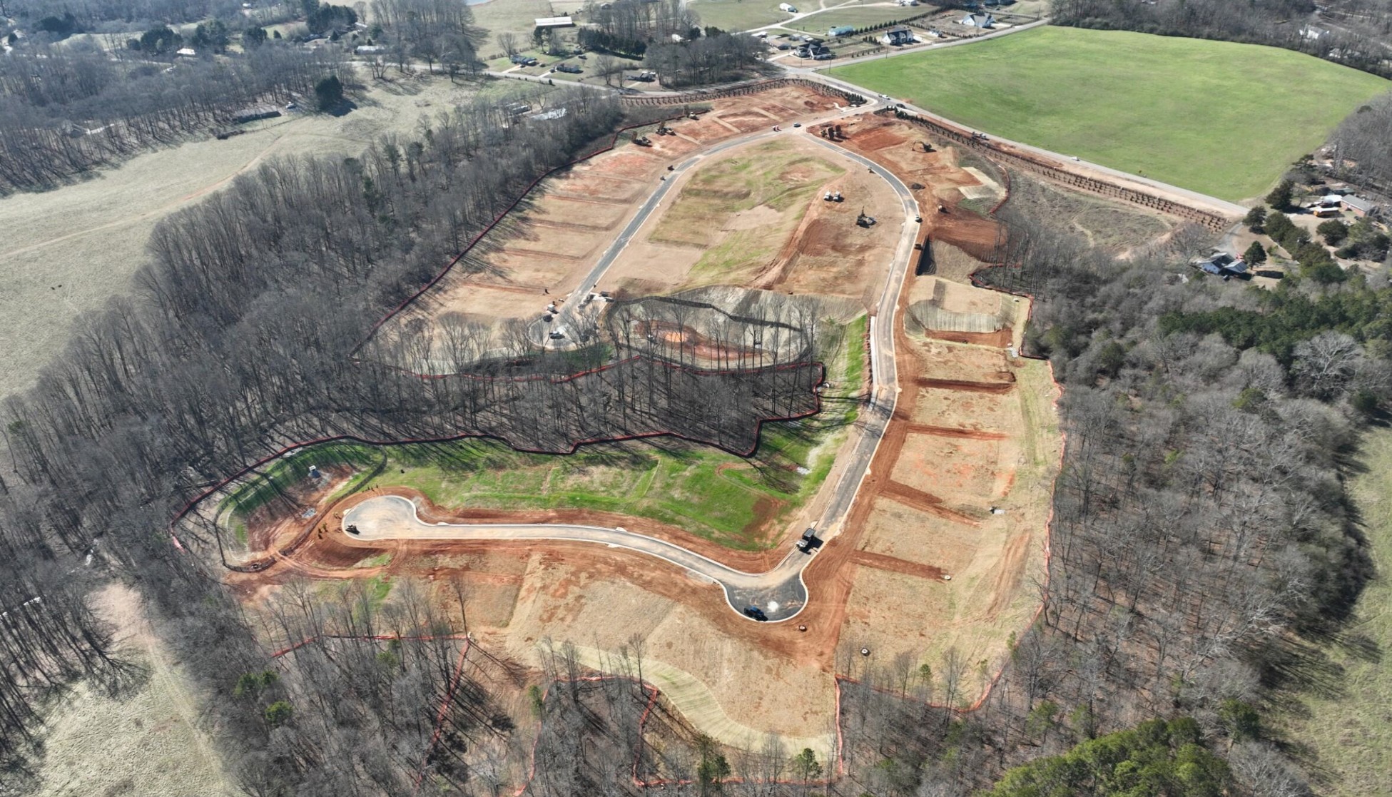 A high angle view of a dam.