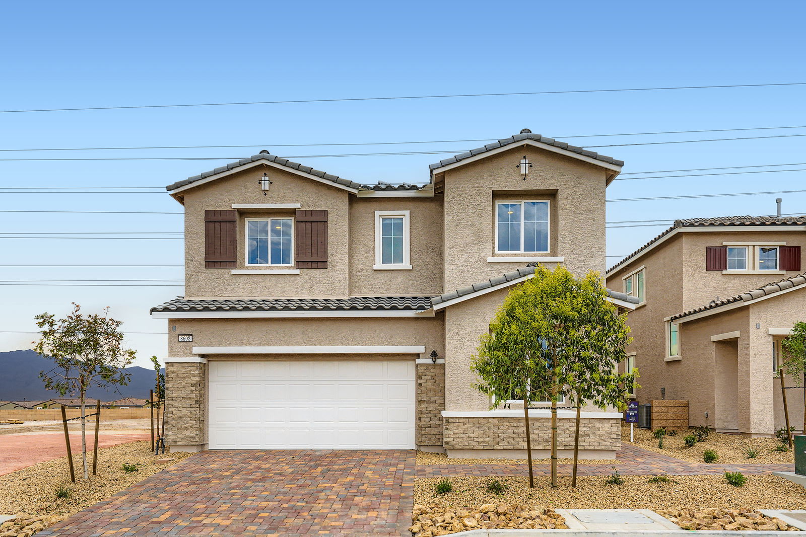 TE0297 10741 Alamino Ave