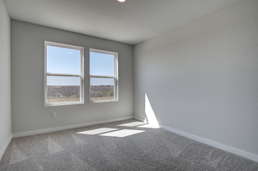 A room with windows.